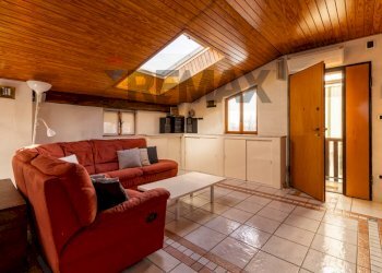 Soggiorno - Casa indipendente Località  grangia pol
 
9, Robassomero - foto 41