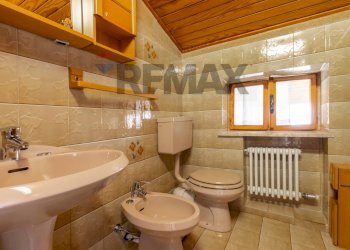 Bagno - Casa indipendente Località  grangia pol
 
9, Robassomero - foto 46
