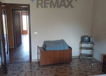 Camera / camera da letto - Independent house vittorio veneto
 
76, Moio Alcantara - photo 8