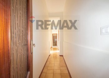 Hall / corridoio - Three-room apartment Via Della Felce
 
15, Catania - photo 1
