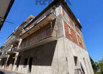 Edificio all\'aperto - Appartamento via donizzetti, Sant'Agata di Militello - foto 11