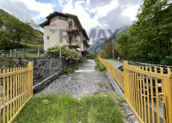 Casa all\'aperto - Stable - Palace Via Capovalle
17, Roncobello - photo 4