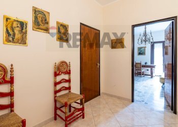 Hall / corridoio - Appartamento Via Rosario Gagliardi
 
32, Siracusa - foto 2
