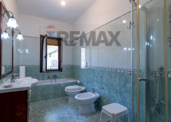 Bagno - Appartamento Via Rosario Gagliardi
 
32, Siracusa - foto 14