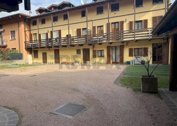 Edificio all\'aperto - Trilocale Via Contradello
8, Curno - foto 5