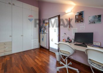 Ufficio - Three-room apartment via Silvio Pellico
 
52, Bernareggio - photo 9