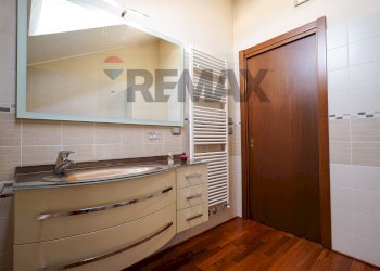 Bagno - Three-room apartment via Silvio Pellico
 
52, Bernareggio - photo 13