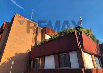 Edificio all\'aperto - Trilocale Via Pomposa
20, Ferrara - foto 1
