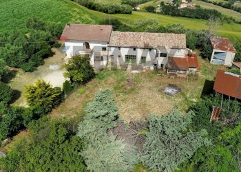Casa all\'aperto - Rustic Via Contrada Bore Di Tenna
48, Fermo - photo 6