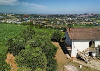 Casa all\'aperto - Rustic Contrada Bore Di Tenna
50, Fermo - photo 2