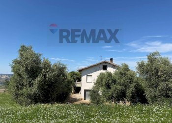 Casa all\'aperto - Rustic Contrada Bore Di Tenna
50, Fermo - photo 10