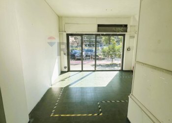 Stanza vuota - Commercial Premises Via Isole Del Capo Verde
212, Roma - photo 9
