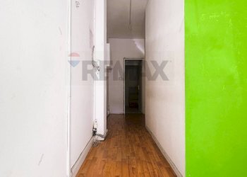 Hall / corridoio - Commercial Premises Via Isole Del Capo Verde
212, Roma - photo 10