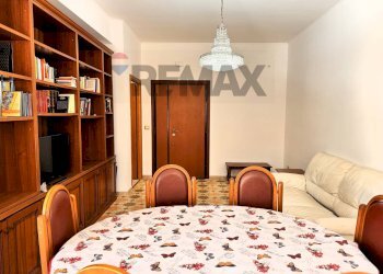 Sala da pranzo - Three-room apartment Via Lucio Lepidio
3, Roma - photo 7