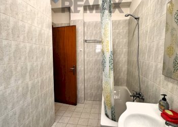 Bagno - Three-room apartment Via Lucio Lepidio
3, Roma - photo 19