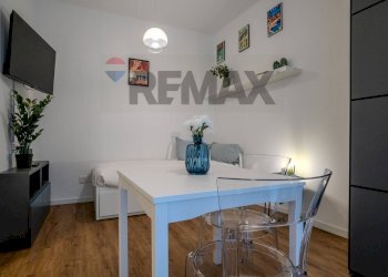 Sala da pranzo - Monolocale Via Martiri Oscuri
 
22, Milano - foto 7
