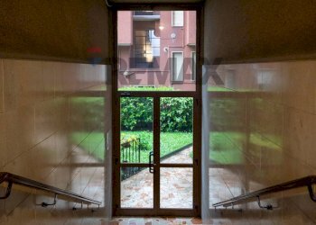Ricezione / Lobby - Monolocale Via Martiri Oscuri
 
22, Milano - foto 28