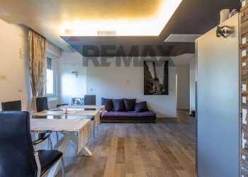 Sala da pranzo - Four-room apartment Via Filzi
 
1, Salsomaggiore Terme - photo 26