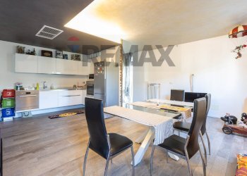 Sala da pranzo - Four-room apartment Via Filzi
 
1, Salsomaggiore Terme - photo 32