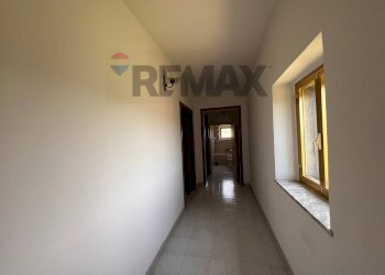 Hall / corridoio - Independent house C/da Pescare
 
snc, Fragneto Monforte - photo 14