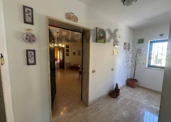 Hall / corridoio - Quadrilocale Via Matilde Serao
 
9, Telese Terme - foto 4