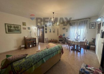 Sala da pranzo - Quadrilocale Via Matilde Serao
 
9, Telese Terme - foto 7
