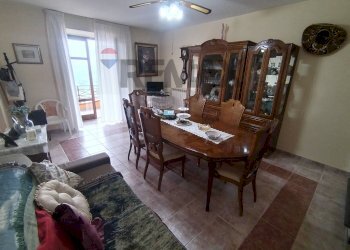 Sala da pranzo - Casa semi indipendente PIAZZA CROCI
 
44, San Lupo - foto 18