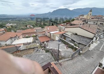 Edificio all\'aperto - Casa semi indipendente PIAZZA CROCI
 
44, San Lupo - foto 22