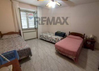 Camera / camera da letto - Casa semi indipendente PIAZZA CROCI
 
44, San Lupo - foto 26