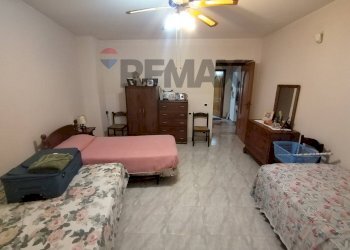 Camera / camera da letto - Casa semi indipendente PIAZZA CROCI
 
44, San Lupo - foto 27
