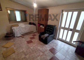Camera / camera da letto - Casa semi indipendente PIAZZA CROCI
 
44, San Lupo - foto 32