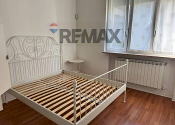 Camera / camera da letto - Bilocale via Foscolo
17, Busto Arsizio - foto 14