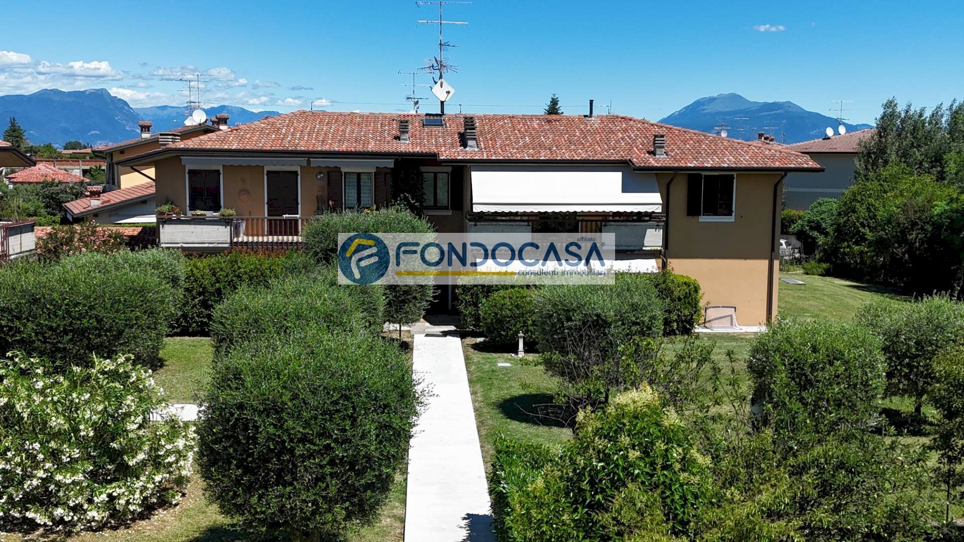 Foto 1 - Trilocale via unita italia
 
74, Desenzano del Garda - foto 1