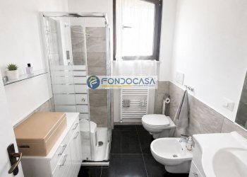 Foto 18 - Trilocale via unita italia
 
74, Desenzano del Garda - foto 18