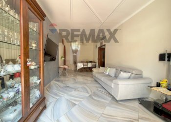 Sala da pranzo - Three-room apartment Via Roma
 
211, Mariglianella - photo 5