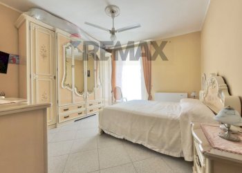 Camera / camera da letto - Three-room apartment Via Roma
 
211, Mariglianella - photo 16