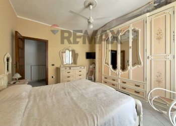 Camera / camera da letto - Three-room apartment Via Roma
 
211, Mariglianella - photo 17