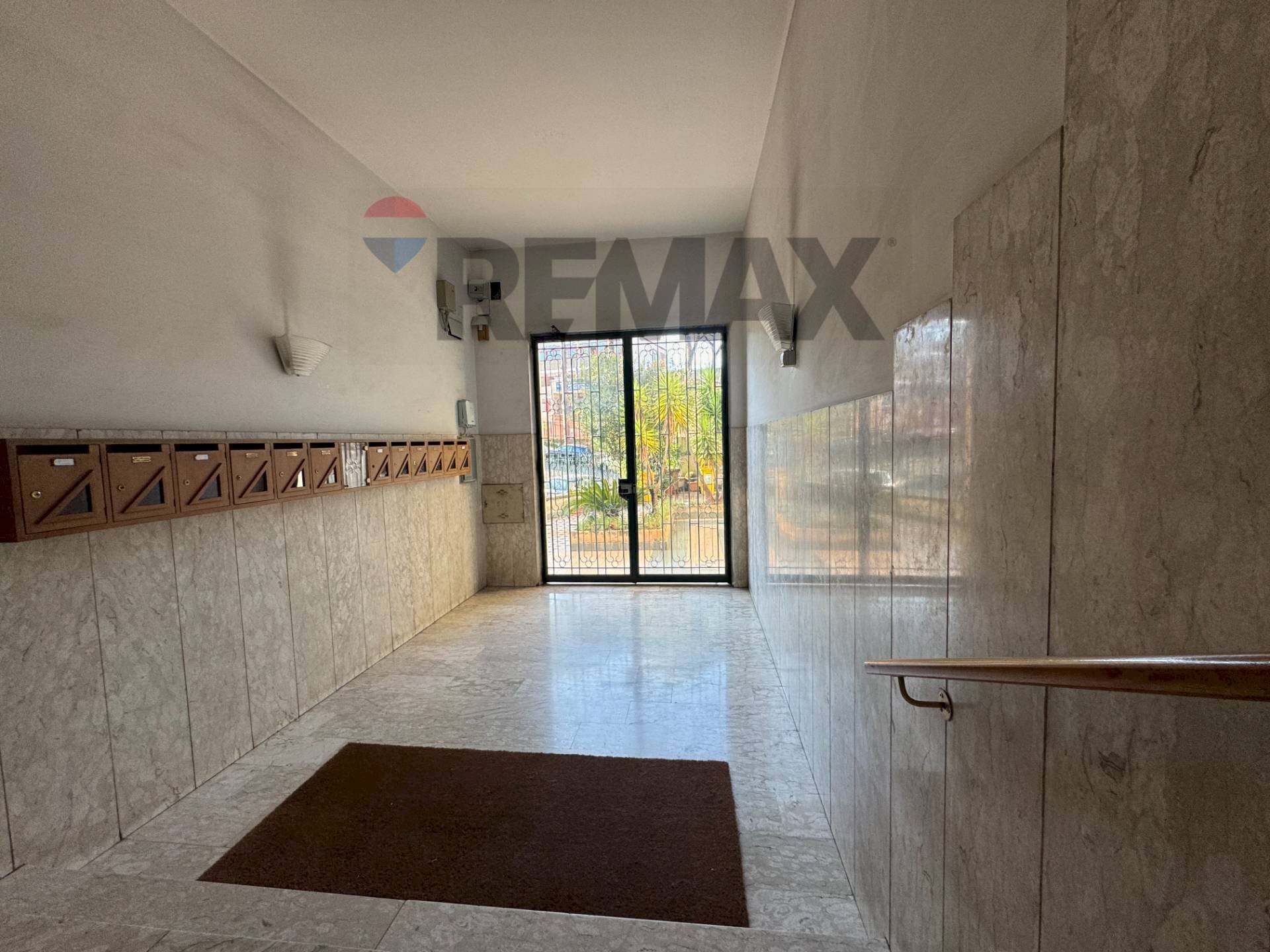 Ricezione / Lobby - Monolocale Napoli - foto 3