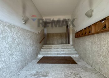 Ricezione / Lobby - Monolocale Napoli - foto 2