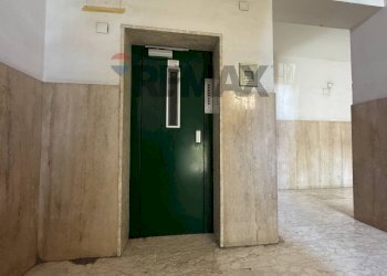 Ricezione / Lobby - Monolocale Napoli - foto 4