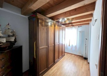Camera / camera da letto - Three-room apartment Via Cal Di Zoc
1, Valdobbiadene - photo 16