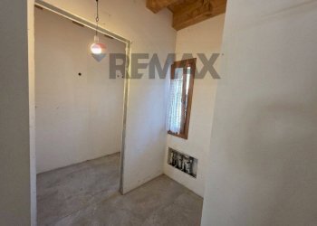 Stanza vuota - Three-room apartment Via Cal Di Zoc
1, Valdobbiadene - photo 21
