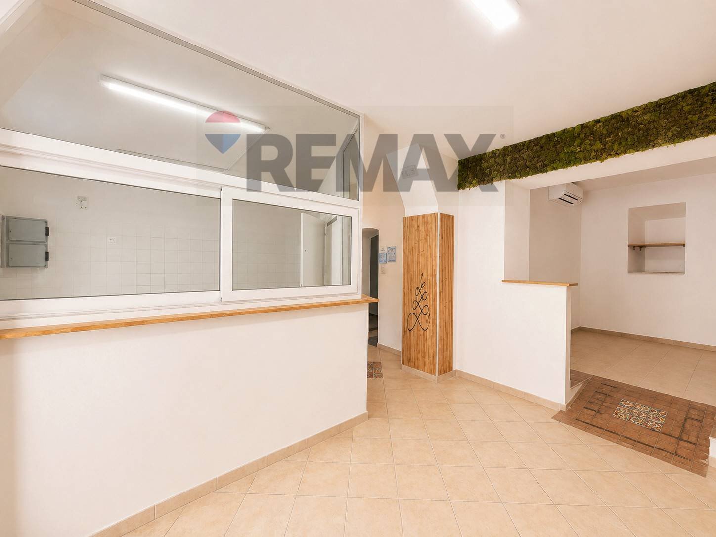 Stanza vuota - Commercial Premises via Tommaso Guarrasi
13-15, Erice - photo 3