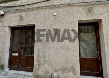 Casa all\'aperto - Commercial Premises via Tommaso Guarrasi
 
13-15, Erice - photo 24