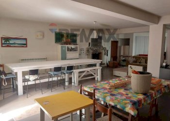 Sala da pranzo - Villa Contrada Musebbi
 
160, Modica - foto 5