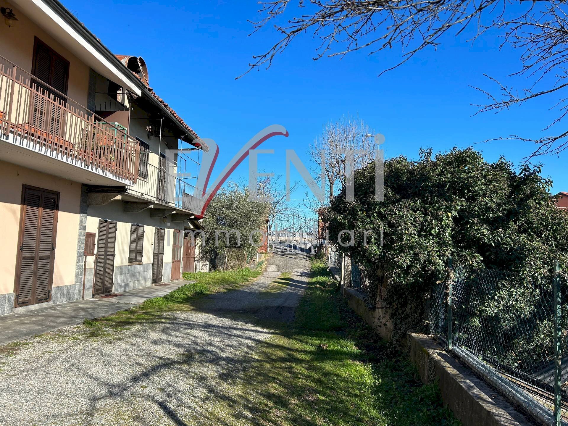 Foto 2 - Bilocale VIA SALUZZO
154, Pinerolo - foto 2