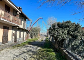 Foto 2 - Bilocale VIA SALUZZO
 
154, Pinerolo - foto 2