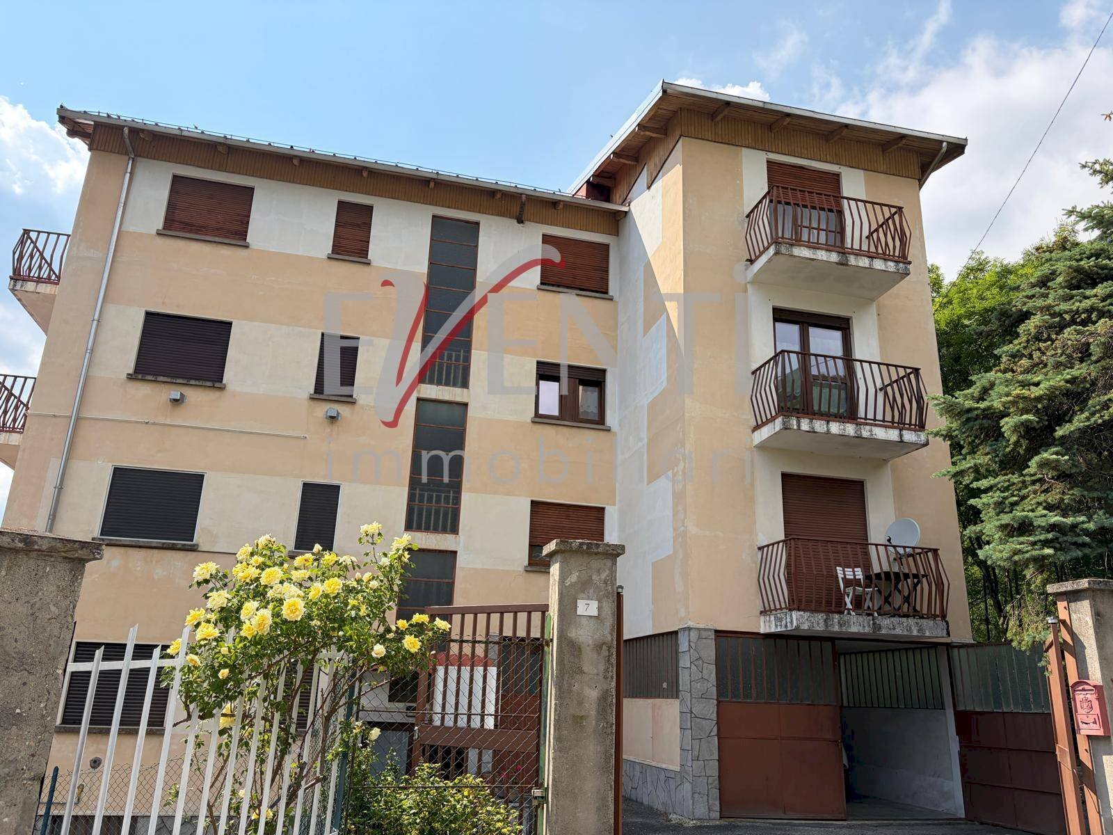 Foto 1 - Bilocale VILLARETTO SUPERIORE
 
11, Roure - foto 1