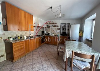 Foto 32 - Semi-detached house VIA NAZIONALE
 
92, Porte - photo 32