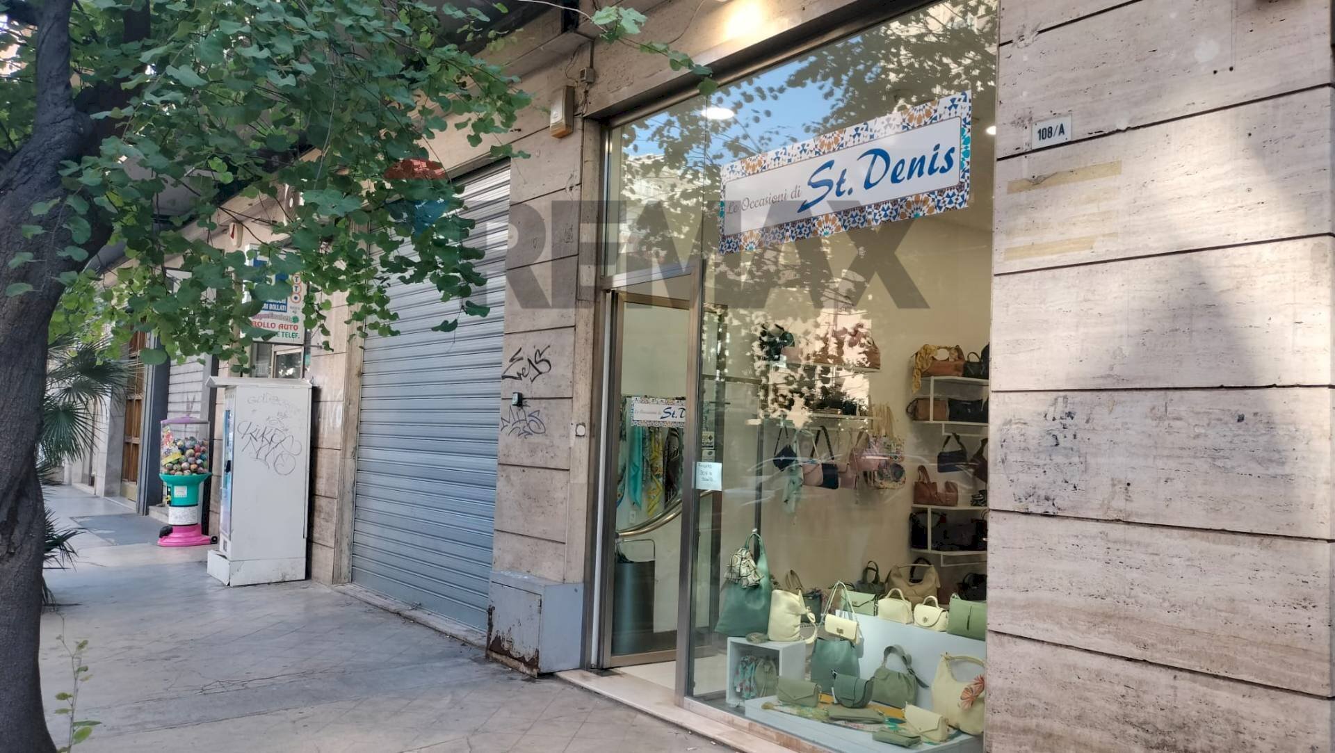 Edificio all\'aperto - Shop via Terrasanta
 
108/A, Palermo - photo 1
